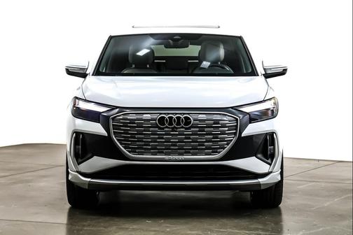 2024 Audi Q4 e-tron Sportback Premium Plus 50 quattro