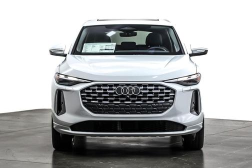 2025 Audi Q5 Premium