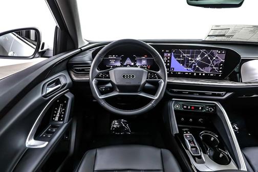 2025 Audi Q5 Premium