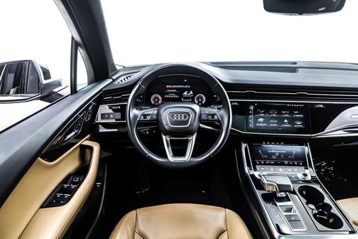 2021 Audi Q7 55 Premium Plus