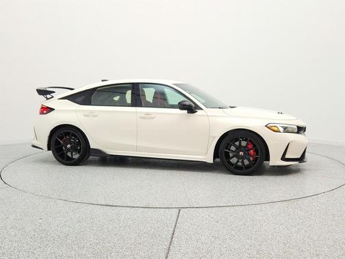 Championship White 2025 Honda Civic Type R Manual