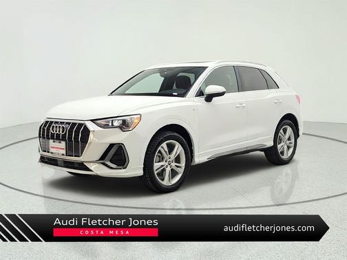Glacier White Metallic 2021 Audi Q3 45 S line Premium