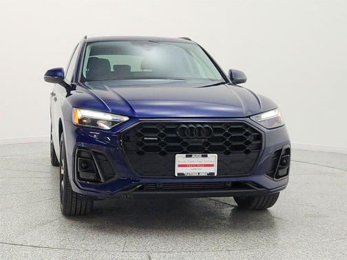 Navarra Blue Metallic 2023 Audi Q5 45 S line Premium Plus