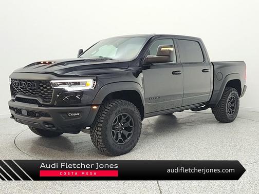 Diamond Black Crystal Pearlcoat 2025 RAM 1500 RHO Crew Cab 4x4 5'7' Box