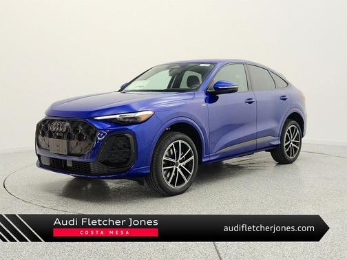 Ultra Blue Metallic 2026 Audi Q5 Sportback Premium Plus TFSI quattro S tronic
