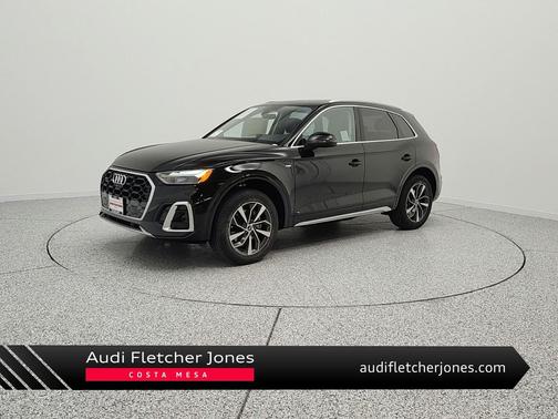 Mythos Black Metallic 2023 Audi Q5 45 S line Premium Plus