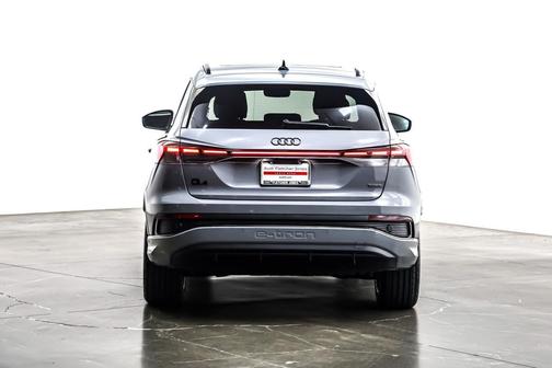 2024 Audi Q4 e-tron Premium 50 quattro