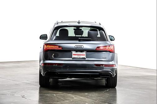 2024 Audi Q5 55 S line Prestige
