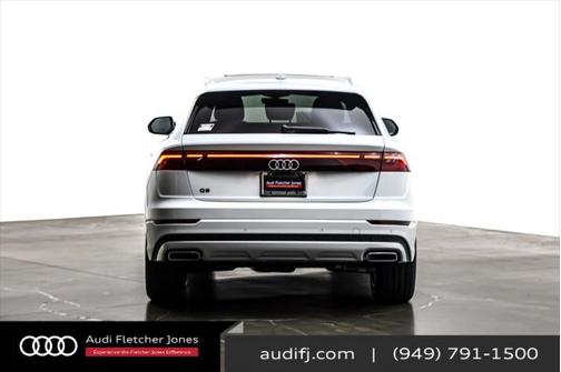 2025 Audi Q8 55 Premium