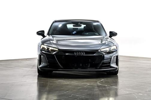 2022 Audi e-tron GT Prestige