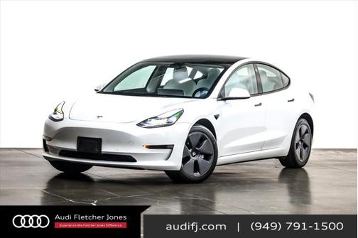 2022 Tesla Model 3 Standard Range