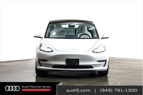 2022 Tesla Model 3 Standard Range