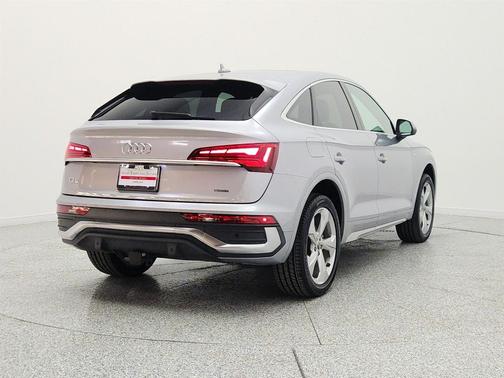 Florett Silver Metallic 2023 Audi Q5 45 S line Premium Plus