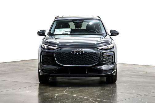 2025 Audi Q6 e-tron Premium Plus quattro