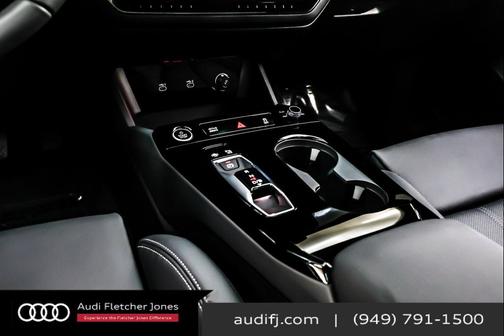 2025 Audi Q6 e-tron Premium Plus quattro