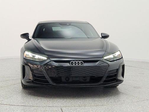 Mythos Black Metallic 2023 Audi e-tron GT Premium Plus quattro