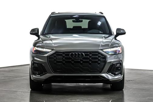 2024 Audi Q5 55 S line Prestige