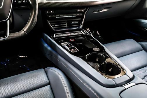 2023 Audi e-tron GT Prestige quattro