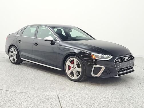 Mythos Black Metallic 2023 Audi S4 Premium Plus TFSI quattro Tiptronic
