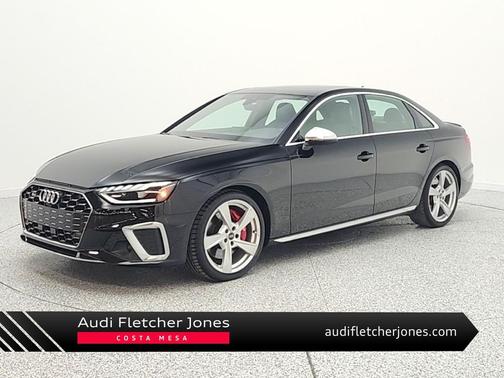 Mythos Black Metallic 2023 Audi S4 Premium Plus TFSI quattro Tiptronic