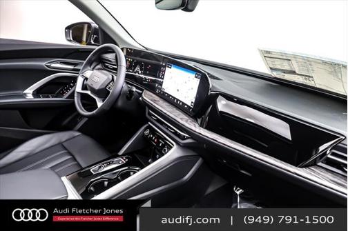 2025 Audi Q5 Premium