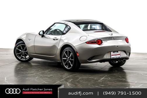 2022 Mazda MX-5 Miata RF Grand Touring