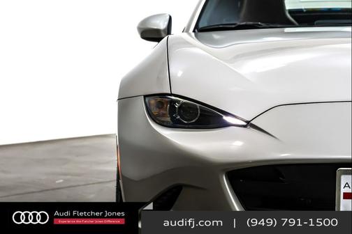 2022 Mazda MX-5 Miata RF Grand Touring