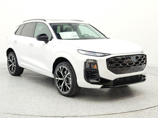 Arkona White 2026 Audi Q3 TFSI quattro S tronic
