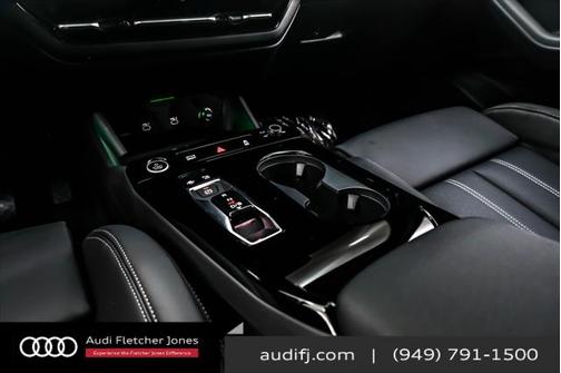 2025 Audi Q6 e-tron Premium Plus quattro