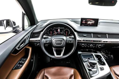 2019 Audi Q7 45 Premium