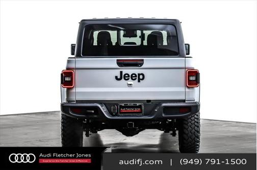 2024 Jeep Gladiator Willys