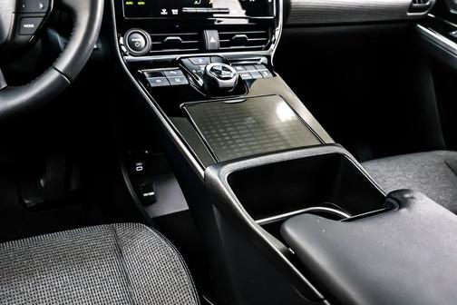 2024 Toyota bZ4X XLE