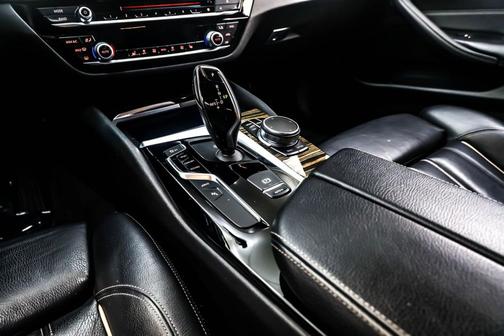 2018 BMW 530e iPerformance