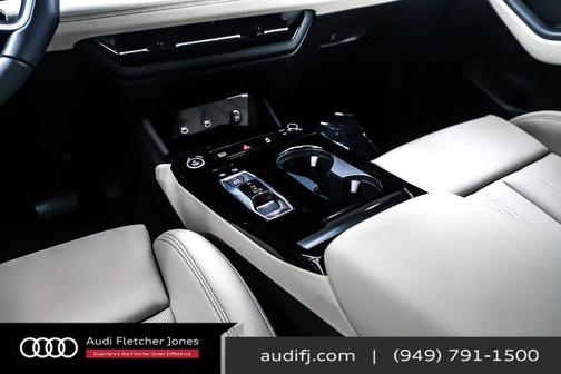 2025 Audi Q6 e-tron Premium Plus quattro