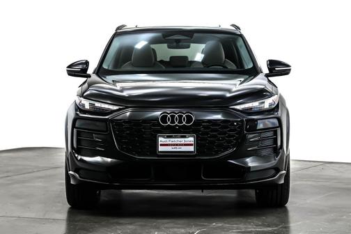 2025 Audi Q6 e-tron Premium Plus quattro