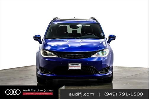 2020 Chrysler Pacifica Hybrid Limited