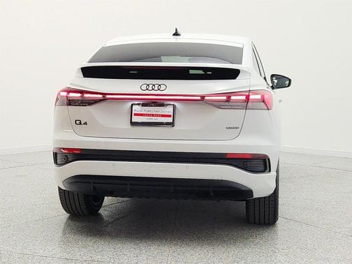 Glacier White Metallic 2023 Audi Q4 e-tron Premium Plus 50 quattro