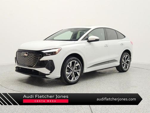 Glacier White Metallic 2023 Audi Q4 e-tron Premium Plus 50 quattro