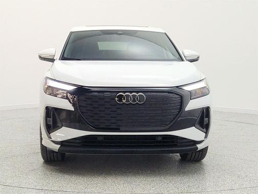 Glacier White Metallic 2023 Audi Q4 e-tron Premium Plus 50 quattro