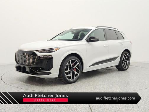 Glacier White Metallic 2027 Audi SQ6 e-tron Premium Plus quattro