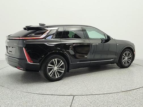 Stellar Black Metallic 2024 Cadillac LYRIQ Luxury