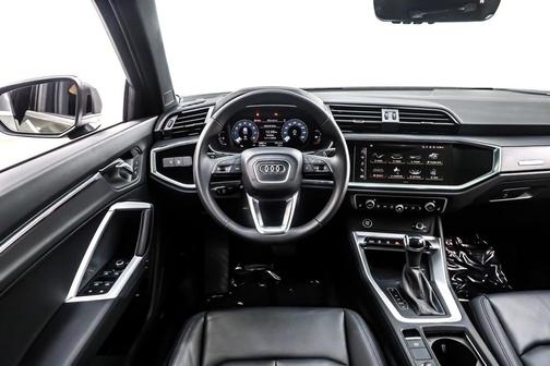 2025 Audi Q3 45 S line Premium Plus