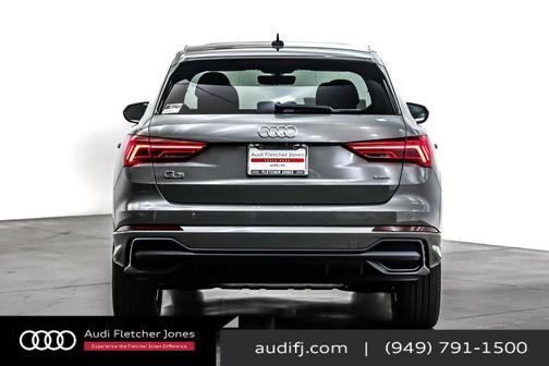 2025 Audi Q3 Premium 45 TFSI S line quattro Tiptronic