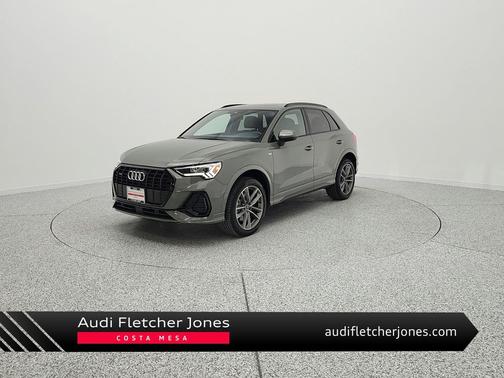2025 Audi Q3 Premium 45 TFSI S line quattro Tiptronic