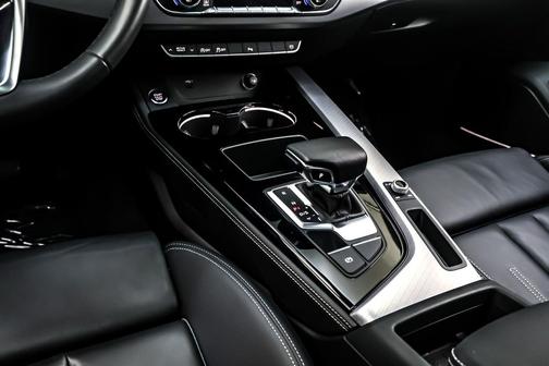 2023 Audi A4 45 S line Premium Plus