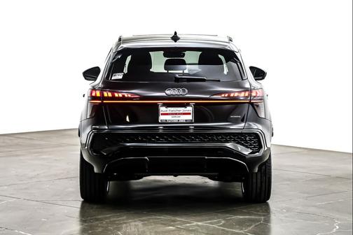 2026 Audi Q3 S line