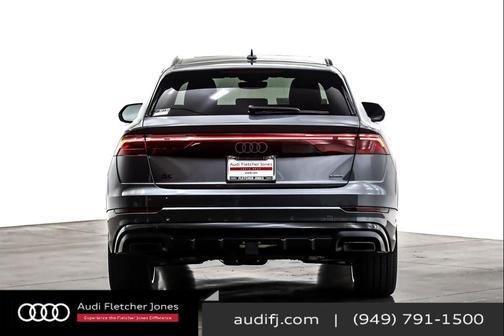 2025 Audi Q8 55 Premium Plus