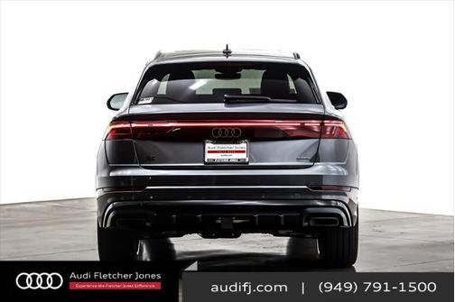 2025 Audi Q8 55 Premium Plus