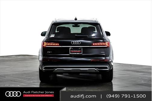 2021 Audi Q7 55 Premium Plus