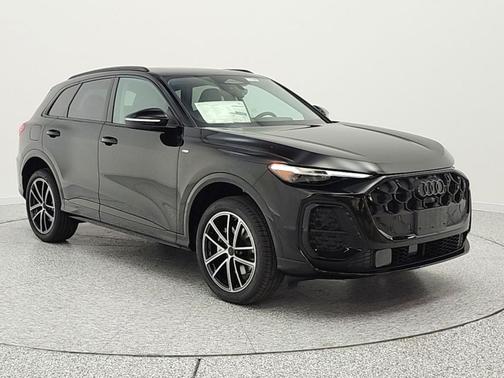 Mythos Black Metallic 2026 Audi Q5 Premium Plus TFSI quattro S tronic